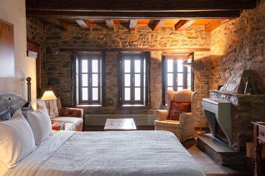 Palio Eleotrivio Guesthouse Agios Lavrentios Exterior foto